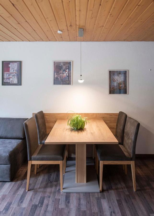 Apartment Madlaina ザムナウン エクステリア 写真